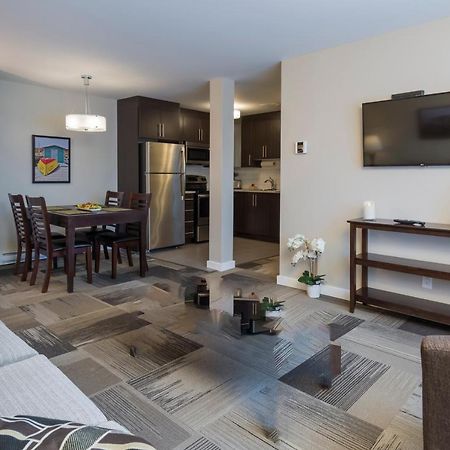 Homeport Apartment Hotel Сент Джонс Екстериор снимка