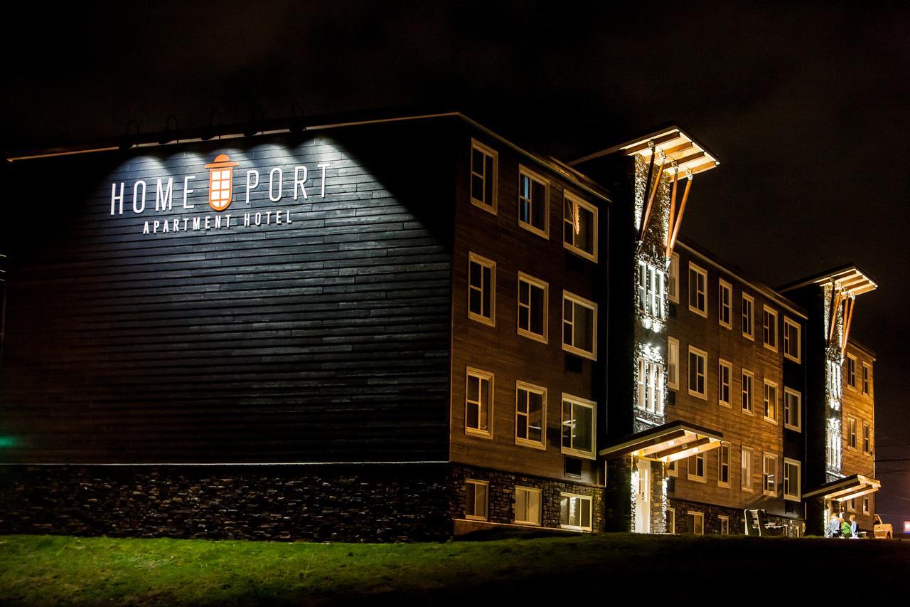 Homeport Apartment Hotel Сент Джонс Екстериор снимка