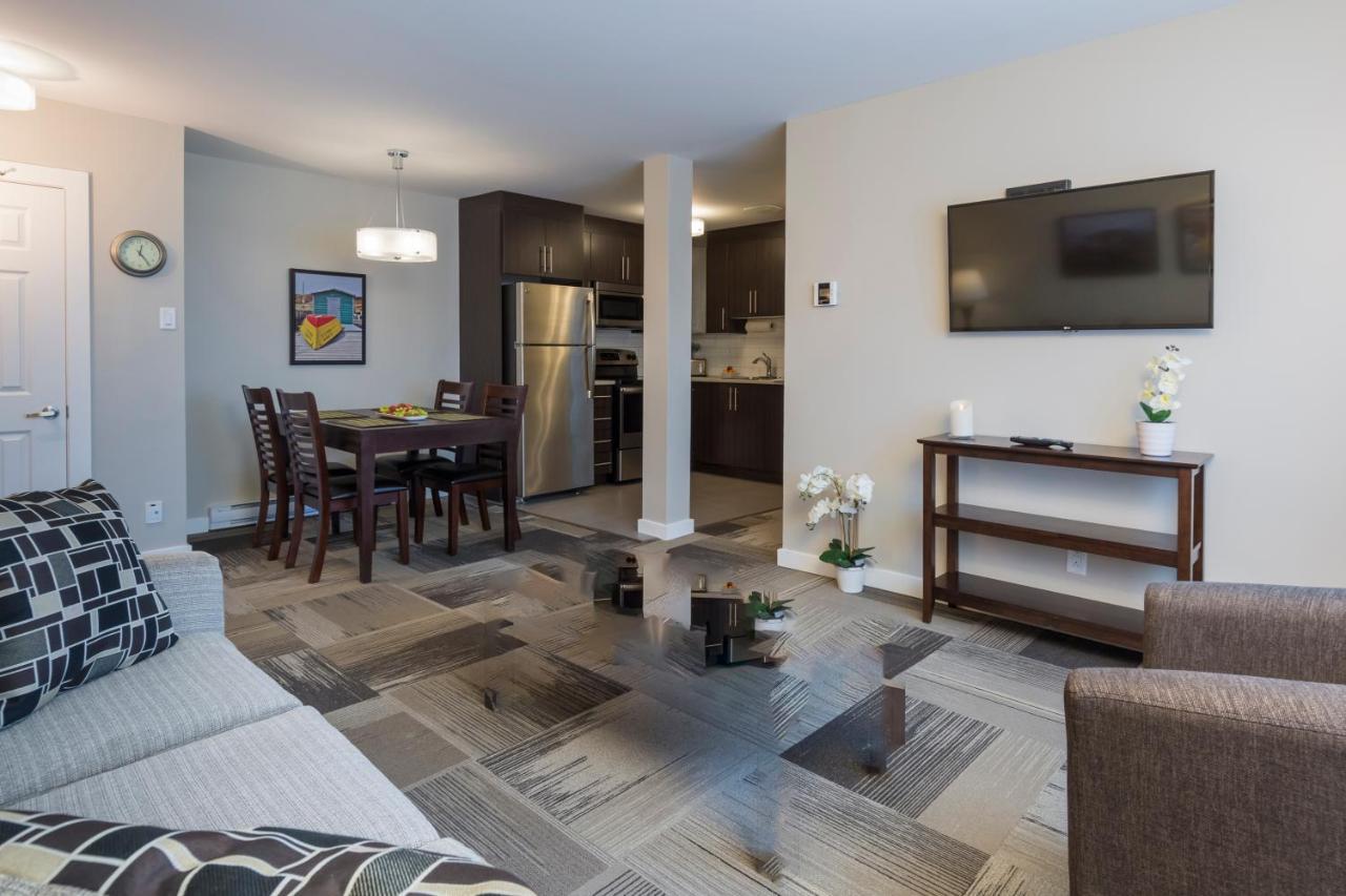Homeport Apartment Hotel Сент Джонс Екстериор снимка